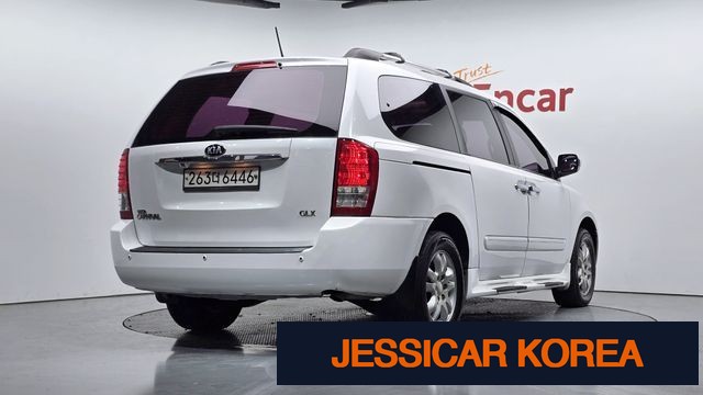 2013 Kia Carnival R - Thumbnail 13