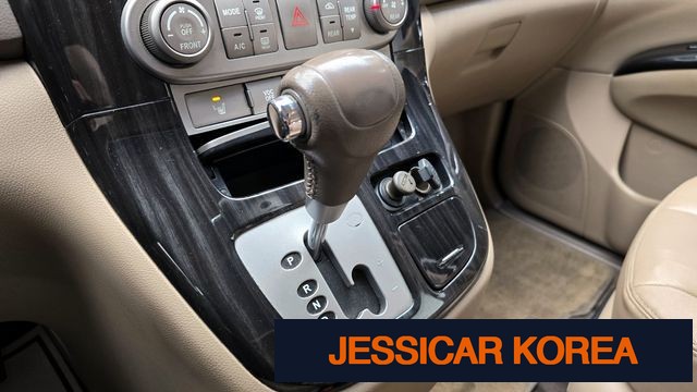 2013 Kia Carnival R - Thumbnail 16