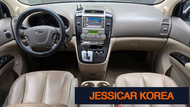 2013 Kia Carnival R - Thumbnail 17