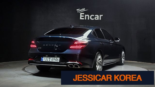 2023 Genesis The New G70 - Thumbnail 2
