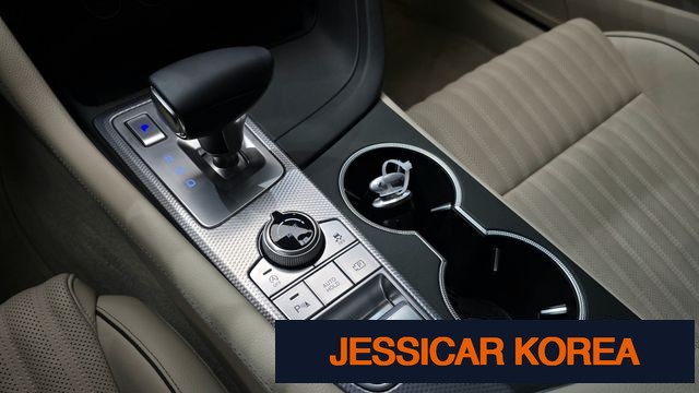 2023 Genesis The New G70 - Thumbnail 18