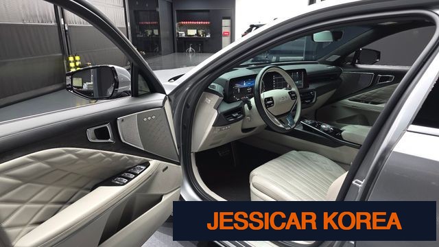 2023 Kia K8 Hybrid - Thumbnail 3