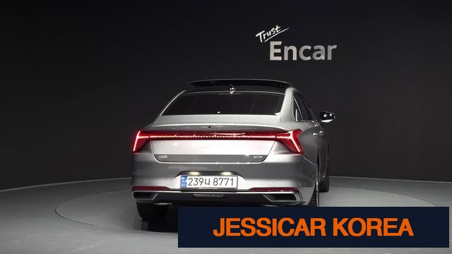 2023 Kia K8 Hybrid - Thumbnail 5