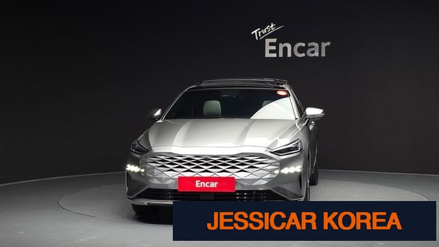 2023 Kia K8 Hybrid - Thumbnail 7