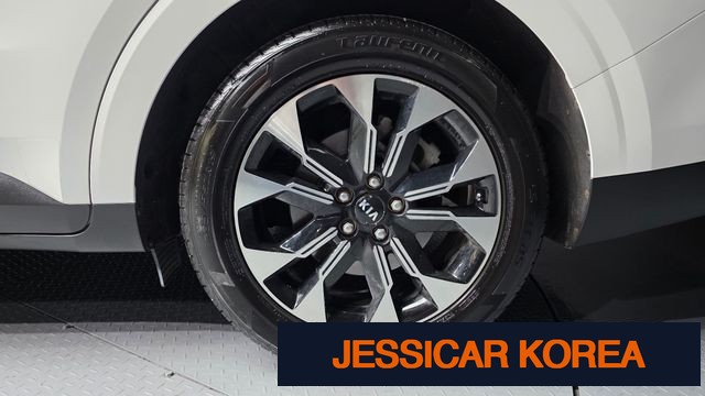 2021 Kia Carnival 4th Gen - Thumbnail 5