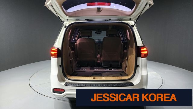 2019 Kia The New Carnival - Thumbnail 2