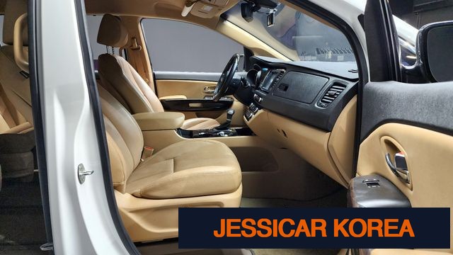 2019 Kia The New Carnival - Thumbnail 3