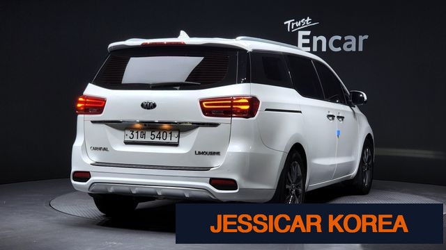 2019 Kia The New Carnival - Thumbnail 10