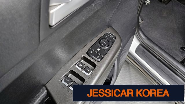 2019 Kia Sportage the bold - Thumbnail 7
