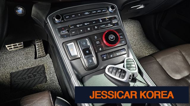 2021 Hyundai The New Santa Fe - Thumbnail 17