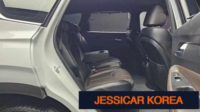 2021 Hyundai The New Santa Fe - Thumbnail 18