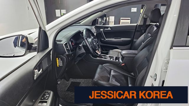 2018 Kia Sportage 4th generation - Thumbnail 3
