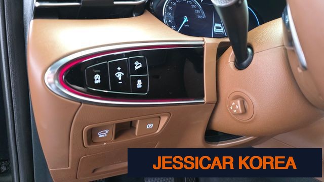 2022 Genesis GV70 - Thumbnail 15