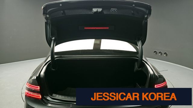 2021 Genesis G80 (RG3) - Thumbnail 17