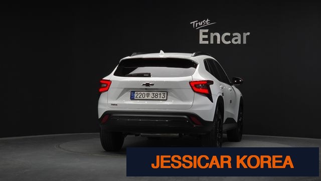 2025 Chevrolet Trax Crossover - Thumbnail 16