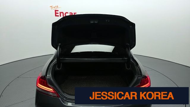 2019 Genesis G70 - Thumbnail 16