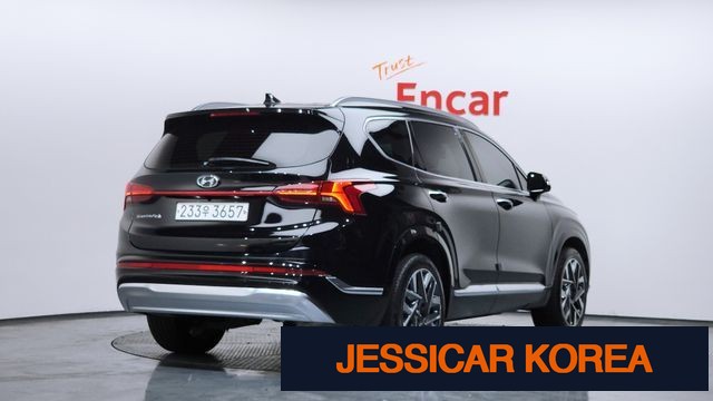 2021 Hyundai The New Santa Fe - Thumbnail 2