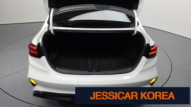 2022 Kia The New K3 2nd Generation - Thumbnail 9