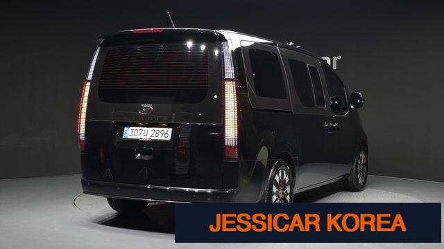 2022 Hyundai Staria - Thumbnail 5