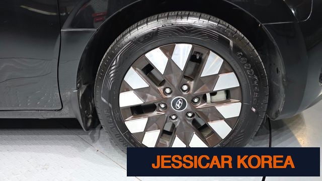 2022 Hyundai Staria - Thumbnail 6