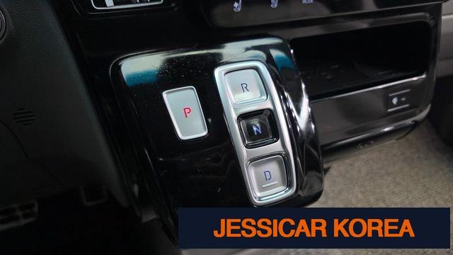 2022 Hyundai Staria - Thumbnail 13