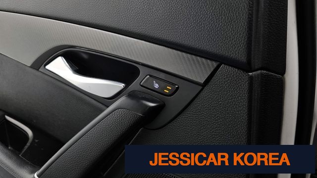 2015 Hyundai i40 saloon - Thumbnail 19