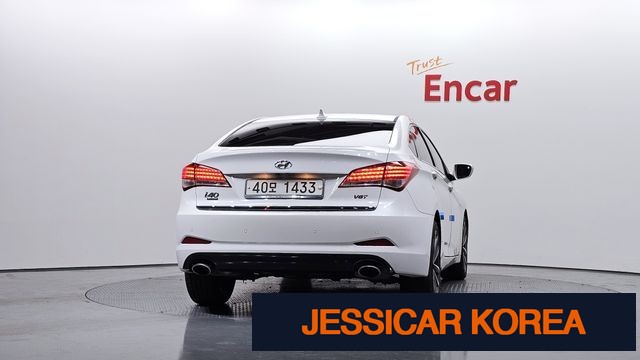 2015 Hyundai i40 saloon - Thumbnail 20