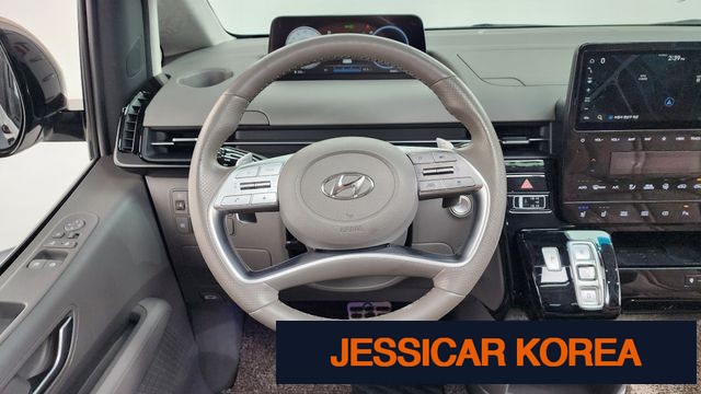 2022 Hyundai Staria - Thumbnail 4