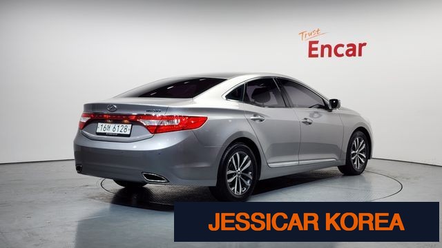 2012 Hyundai Grandeur HG - Thumbnail 13