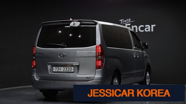 2011 Hyundai Grand Starex - Thumbnail 6