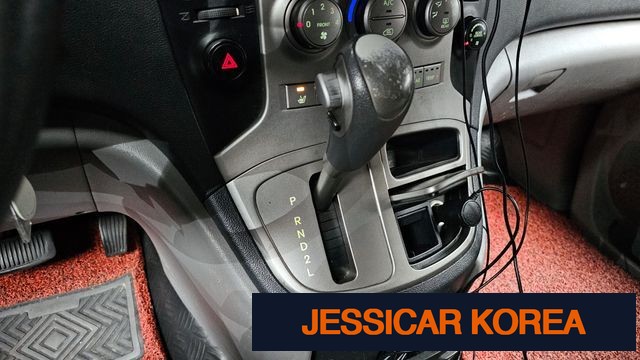 2011 Hyundai Grand Starex - Thumbnail 8