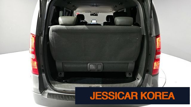 2011 Hyundai Grand Starex - Thumbnail 11