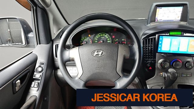 2011 Hyundai Grand Starex - Thumbnail 13