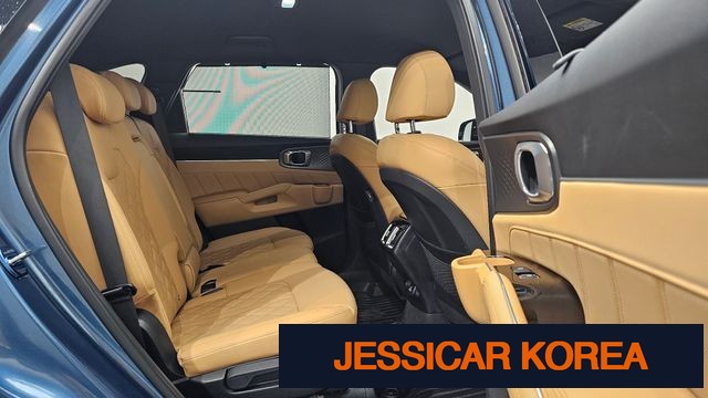 2023 Kia Sorento 4th Gen - Thumbnail 2