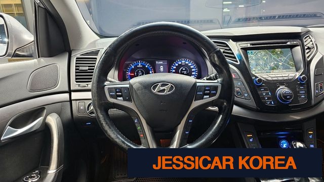 2014 Hyundai i40 saloon - Thumbnail 15