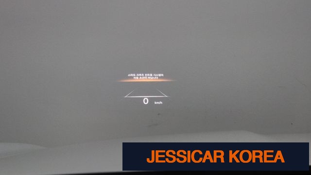 2024 Genesis GV70 - Thumbnail 12