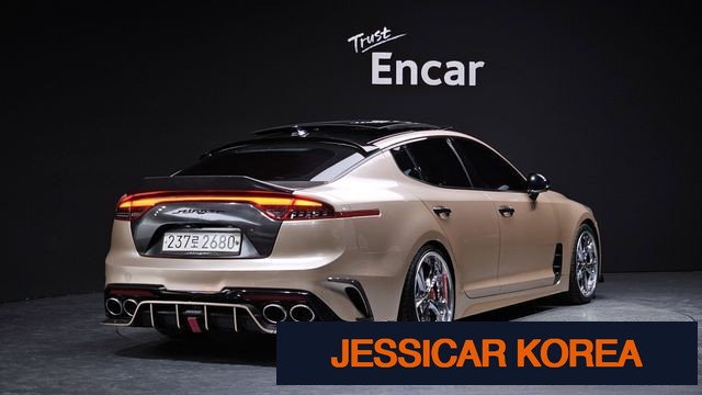 2018 Kia Stinger - Thumbnail 4