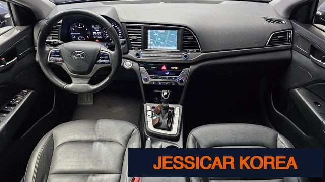 2017 Hyundai Avante AD - Thumbnail 5