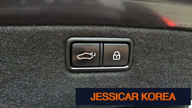 2017 Genesis G80 - Thumbnail 17