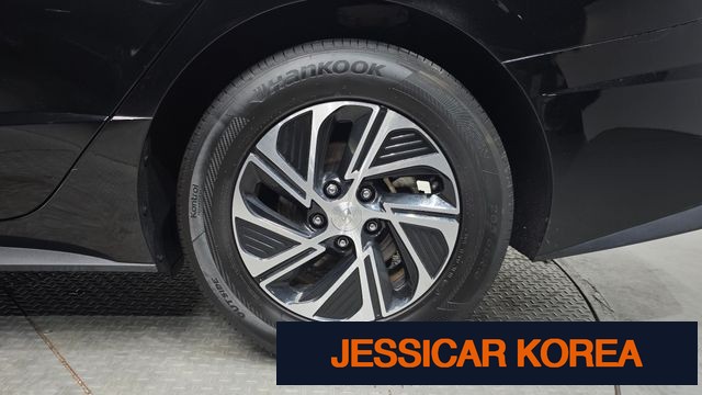 2020 Hyundai Sonata Hybrid (DN8) - Thumbnail 16