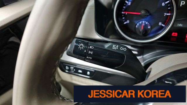 2023 Kia Carnival 4th Gen - Thumbnail 5