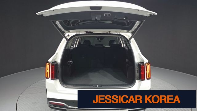 2023 Kia Sorento 4th Gen - Thumbnail 8