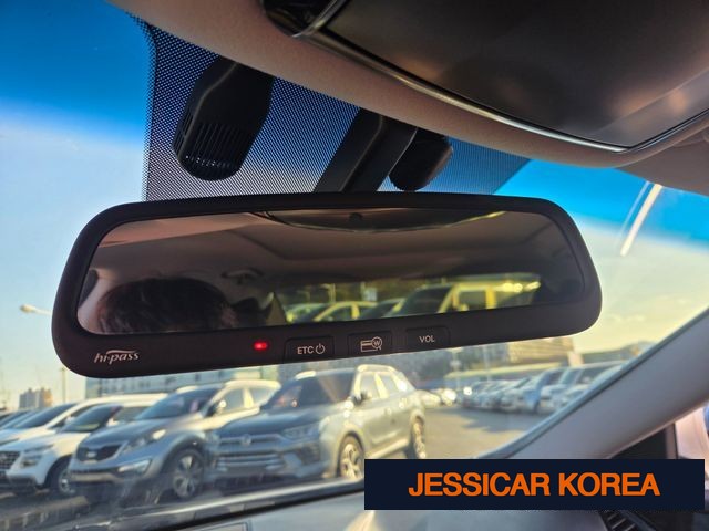 2016 Hyundai Grandeur HG Hybrid - Thumbnail 3