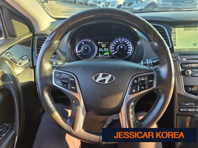 2016 Hyundai Grandeur HG Hybrid - Thumbnail 5