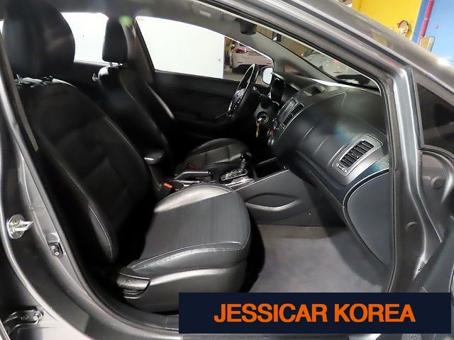 2017 Kia The New K3 - Thumbnail 16