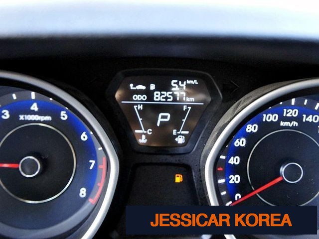 2012 Hyundai Avante MD - Thumbnail 2