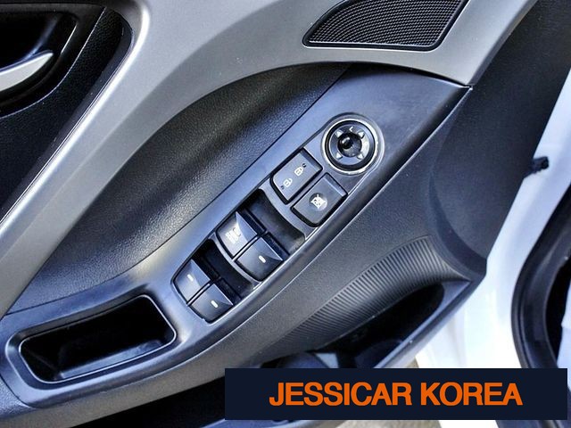 2012 Hyundai Avante MD - Thumbnail 16