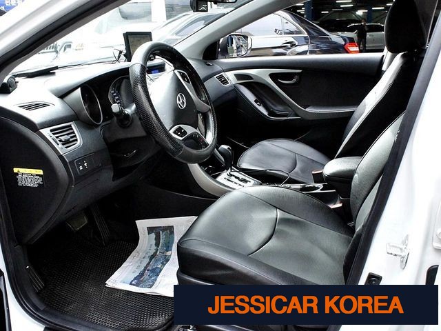 2012 Hyundai Avante MD - Thumbnail 18