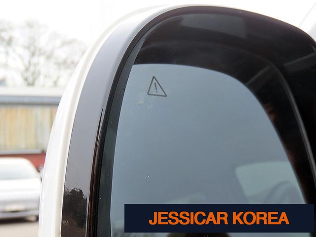 2022 Hyundai Staria - Thumbnail 16