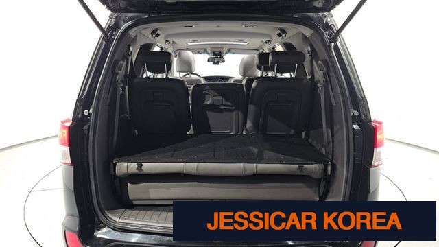 2014 KG Mobility Korando Turismo - Thumbnail 3